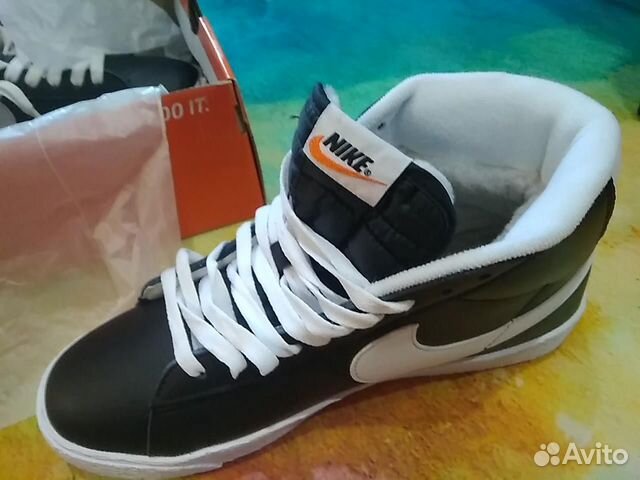 Кроссовки Nike