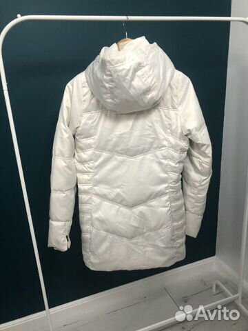 Пуховая куртка adidas белая Пуховая куртка adidas белая