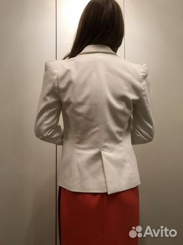 Пиджак белый Zara