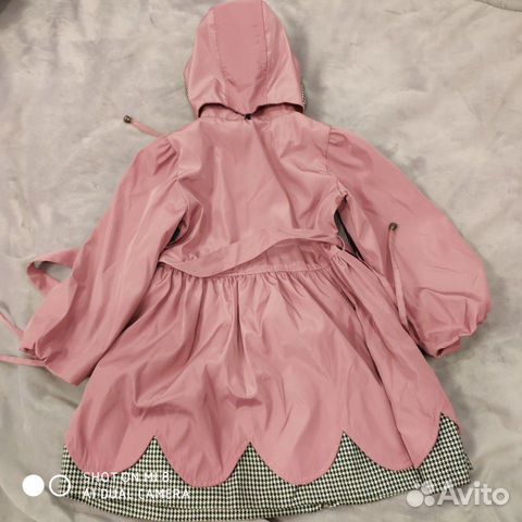 Ветровка для девочки 6-8 лет Ветровка для девочки 6-8 лет