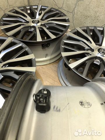 Оригинальный комплект R20 Toyota land cruizer 200 Оригинальный комплект R20 Toyota land cruizer 200