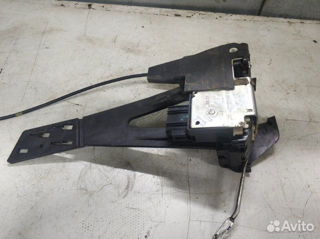 Замок двери задней правой Ford Fusion 2002-2012 Замок двери задней правой Ford Fusion 2002-2012