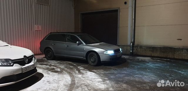Audi A4 2.4 МТ, 2000, 334 500 км Audi A4 2.4 МТ, 2000, 334 500 км