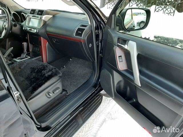 Аренда автомобиля с водителем Аренда автомобиля с водителем
