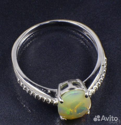 Серебряное кольцо с опалом и фианитом натуральным