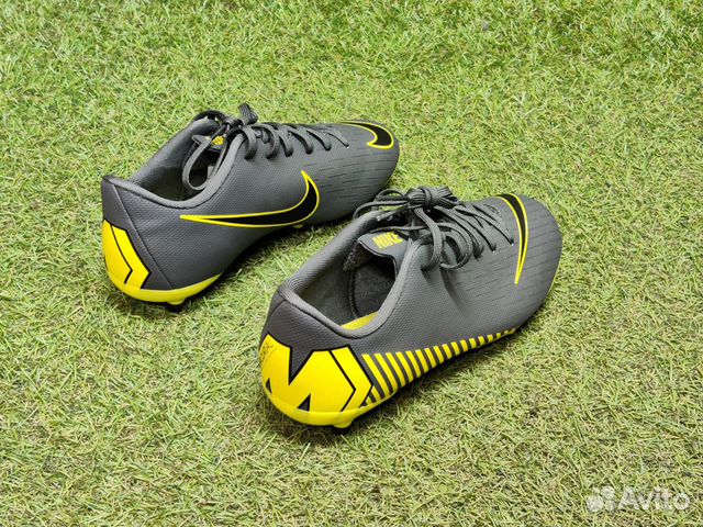 Новые детские футбольные бутсы Nike 33 размер