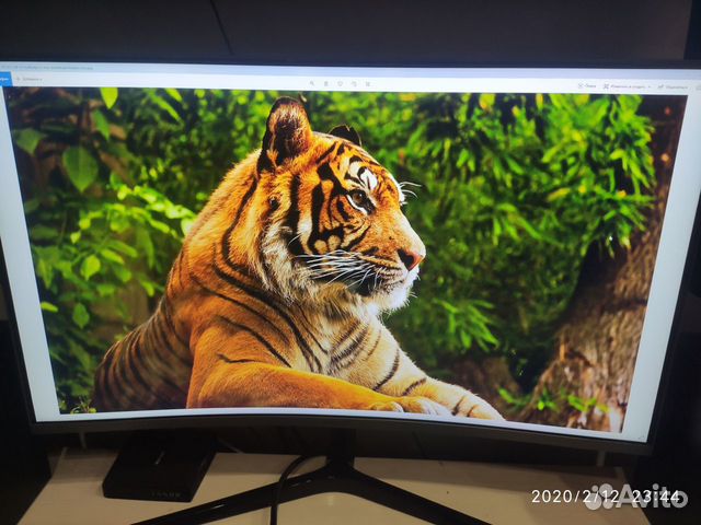 Монитор SAMSUNG C32JG50QQI + кронштейн Монитор SAMSUNG C32JG50QQI + кронштейн