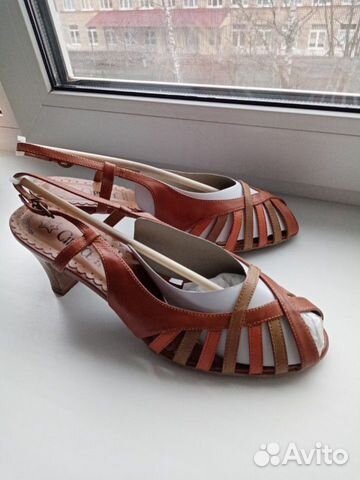 Босоножки, нат. кожа Босоножки, нат. кожа