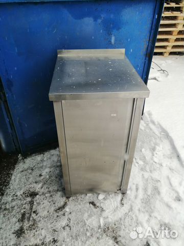 Стол из нержавейки новый в плёнке 700/700 с ящикам Стол из нержавейки новый в плёнке 700/700 с ящикам