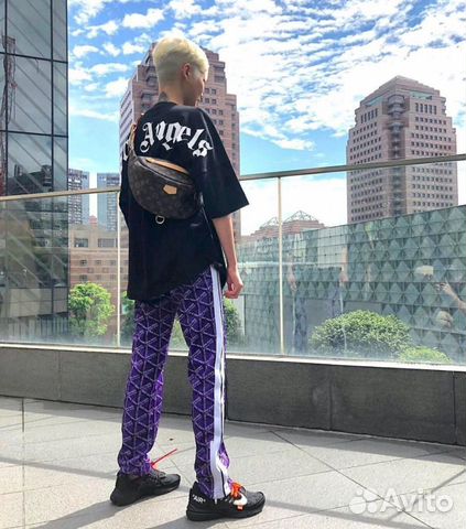 Сумка Louis Vuitton Pumbag поясная Сумка Louis Vuitton Pumbag поясная