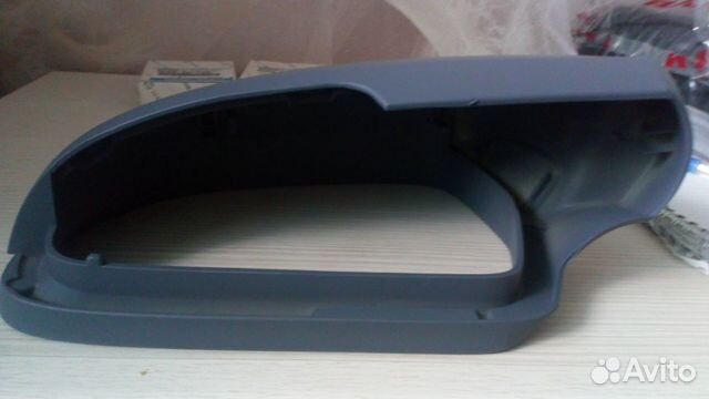 Skoda octavia Крышка корпуса зеркала правого Skoda octavia Крышка корпуса зеркала правого