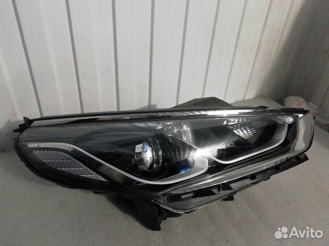 Фара галоген передняя правая Hyundai Sonata 7 Фара галоген передняя правая Hyundai Sonata 7