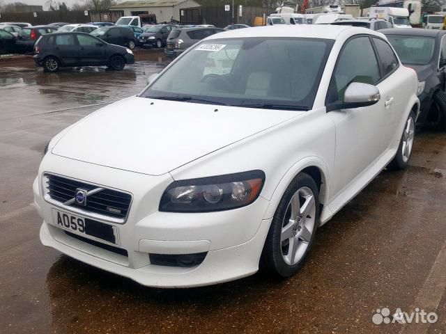 В разборе Volvo C30