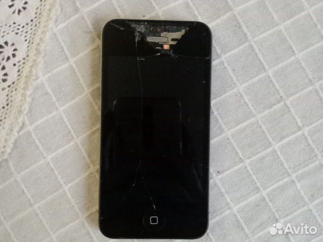 Телефон iPhone 4S на зап части Телефон iPhone 4S на зап части