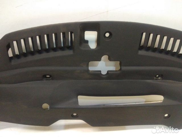 Накладка замка капота передняя левая верхняя Lexus Накладка замка капота передняя левая верхняя Lexus