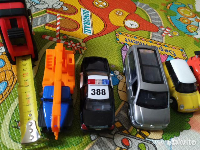 Машинки железные