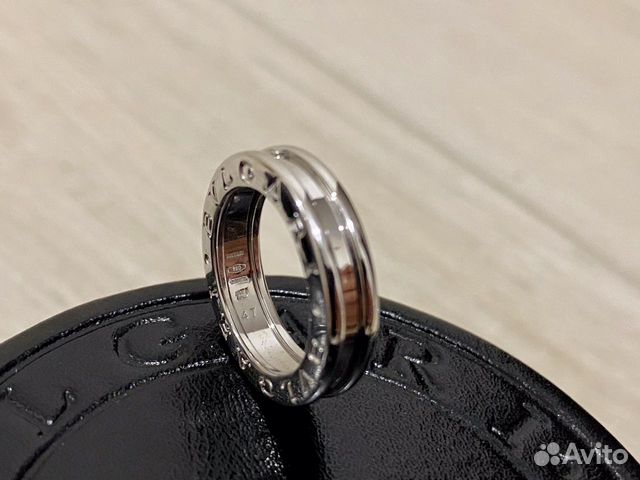 Bvlgari Кольцо 15 в 1 полосу,Оригинал,белое золото Bvlgari Кольцо 15 в 1 полосу,Оригинал,белое золото