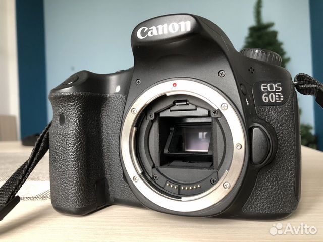 Фотоаппарат Canon EOS 60D Фотоаппарат Canon EOS 60D