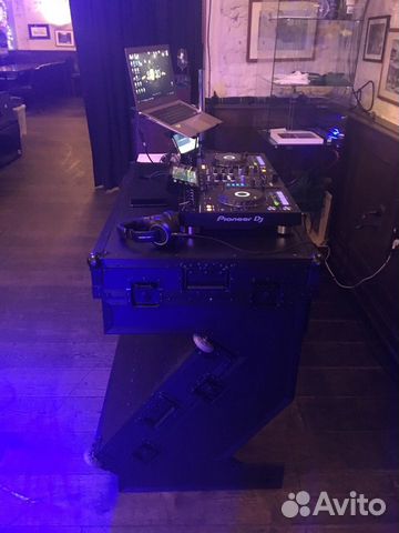 Кейс-стол 12inch Z-style DJ Table Night Line Short Кейс-стол 12inch Z-style DJ Table Night Line Short