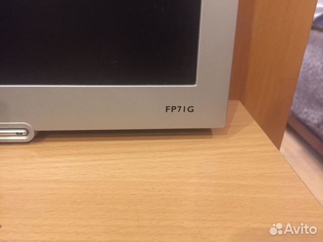 Монитор BenQ FQ7T4 17 модель FP71G