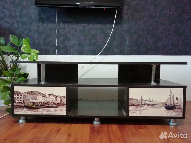 Тумба под телевизор Тумба под телевизор