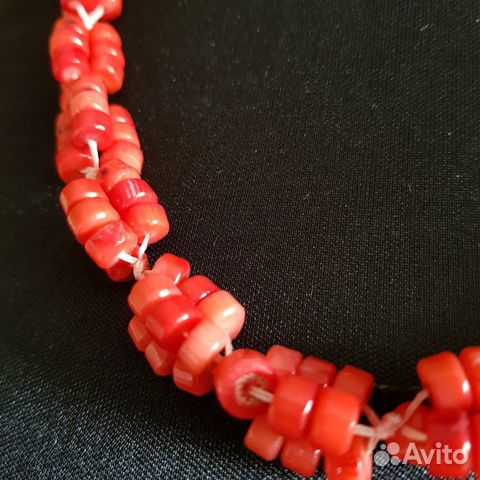 Бусы из природного коралла