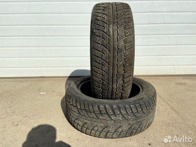 Шины R18 / 225 / 55 Kumho Izen (2 штуки)
