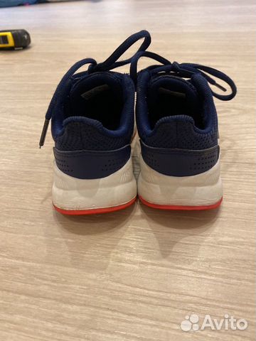Кроссовки adidas 28 Кроссовки adidas 28