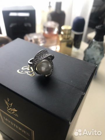 Серебряное кольцо с натуральным жемчугом