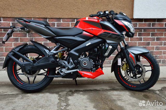 Мотоцикл bajaj Pulsar 200NS (черный)