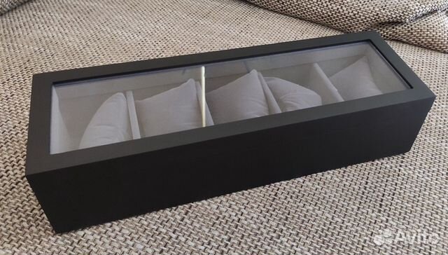 Шкатулка для часов. дерево. черный матовый лак Шкатулка для часов. дерево. черный матовый лак