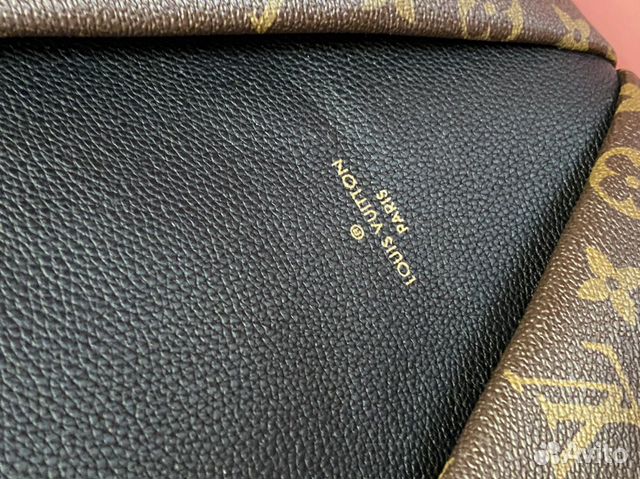 Сумка Louis Vuitton