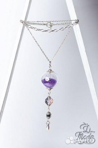 Комплект фиолетовых украшений ручной работы Комплект фиолетовых украшений ручной работы