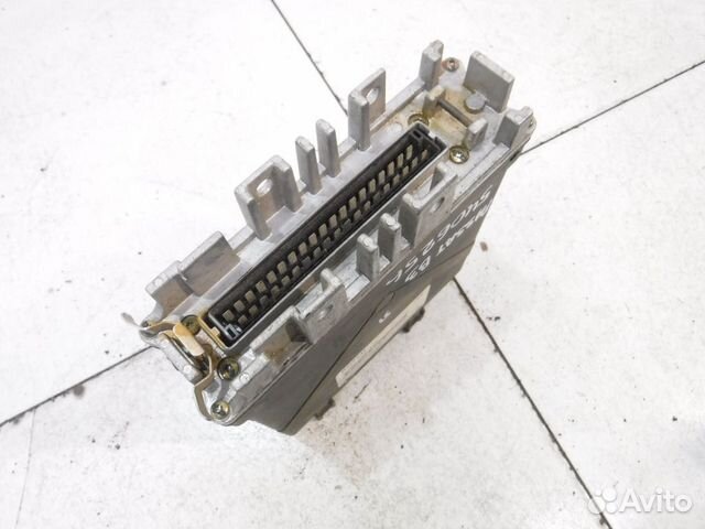 Блок управления двигателем Фольксваген Passat B3 Блок управления двигателем Фольксваген Passat B3