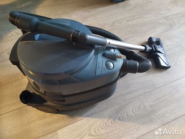 Моющий пылесос Philips Triathlon 1400 turbo Моющий пылесос Philips Triathlon 1400 turbo