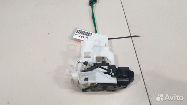 Замок двери передней правой Hyundai i30