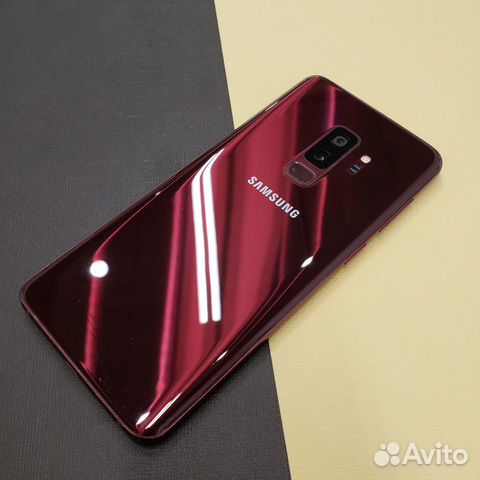 Samsung Galaxy S9 Plus RED