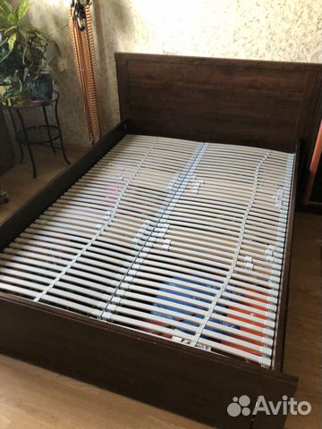 Кровать двухспальная 140х200 IKEA с матрасом и ящи Кровать двухспальная 140х200 IKEA с матрасом и ящи