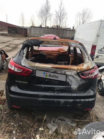 Nissan Qashqai 1.2 МТ, 2017, битый, 45 000 км Nissan Qashqai 1.2 МТ, 2017, битый, 45 000 км