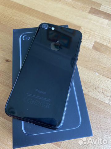 Телефон iPhone 7 32 gb Телефон iPhone 7 32 gb