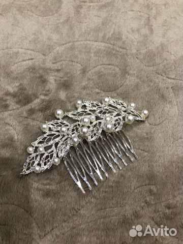 Свадебные перчатки и заколка для волос