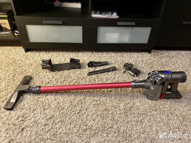 Dyson DC45 (+ насадки) Dyson DC45 (+ насадки)