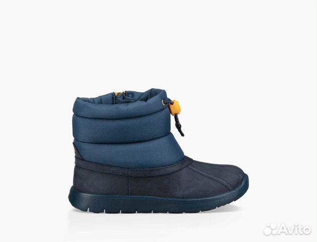 Демисезонные ботинки Ugg р.30 Демисезонные ботинки Ugg р.30