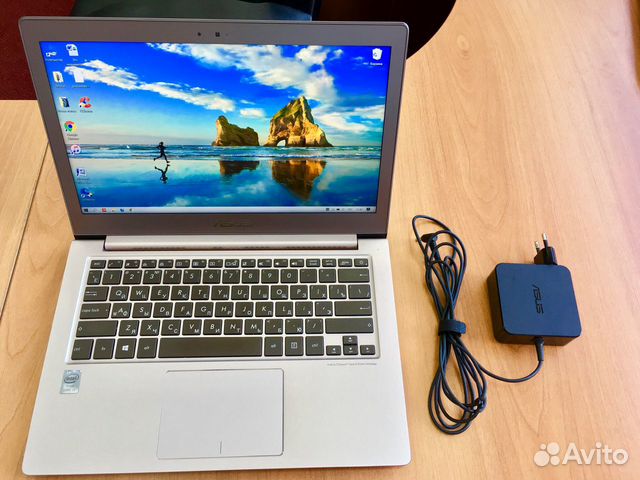 Asus Zenbook UX 303 LA Asus Zenbook UX 303 LA