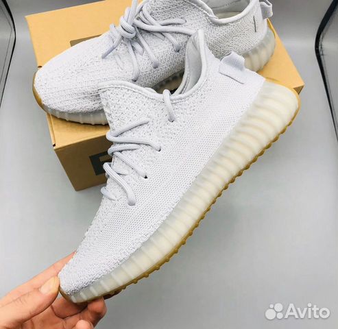 Кроссовки Adidas Yeezy Boost Кроссовки Adidas Yeezy Boost