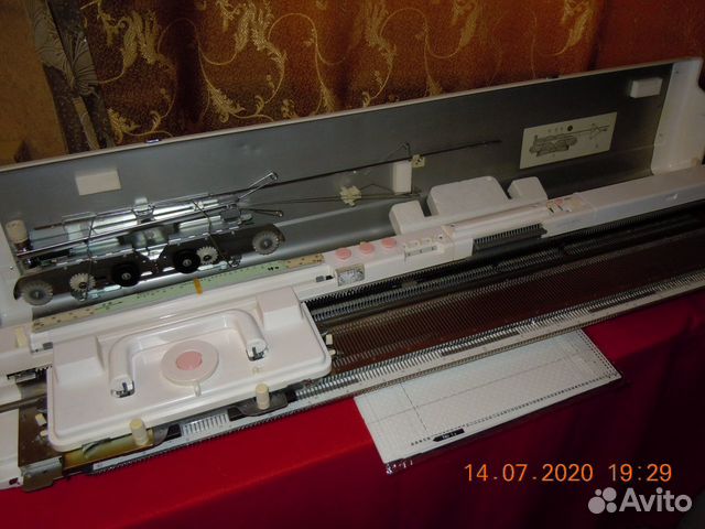 Вязальная машина Сильвер (Silver Reed) SK-700 Вязальная машина Сильвер (Silver Reed) SK-700