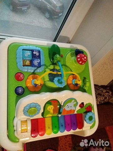 Развивающий стол Chicco