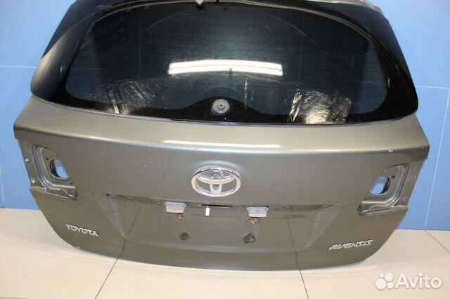 Дверь багажника со стеклом Toyota Avensis (T27)