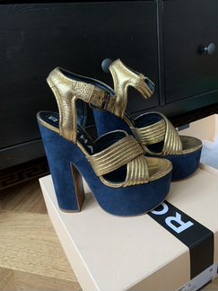 Босоножки Rochas