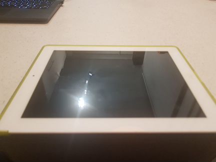 iPad 3 64gb wifi + cellular (3g)